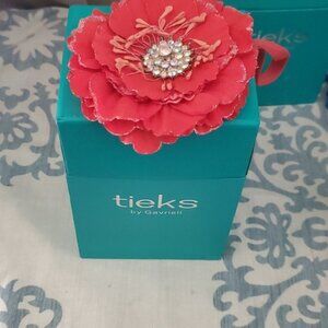 Tieks Box and Flower for Mint Size 8